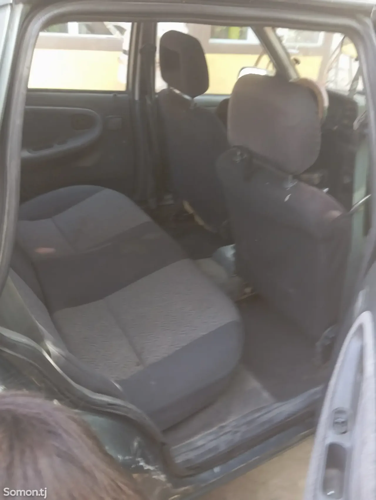 Daewoo Nexia 1995 · 1.6 MT