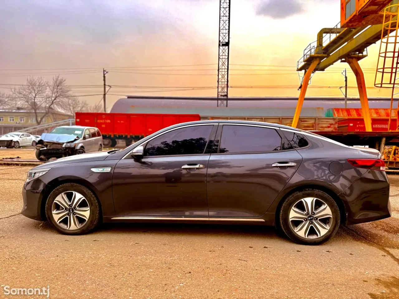 Kia K5 2018 · 2.0 AT