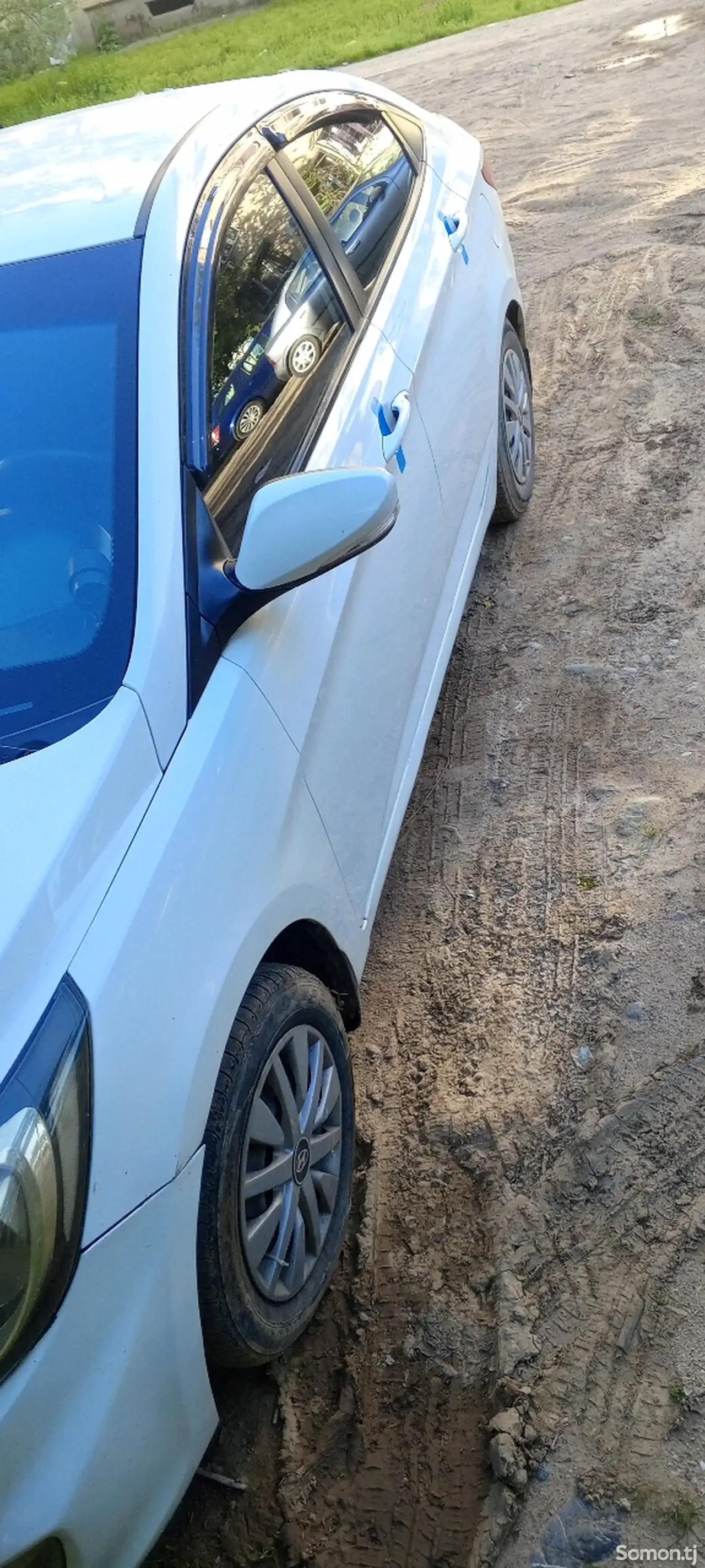 Hyundai Accent 2015 · 1.8 AT