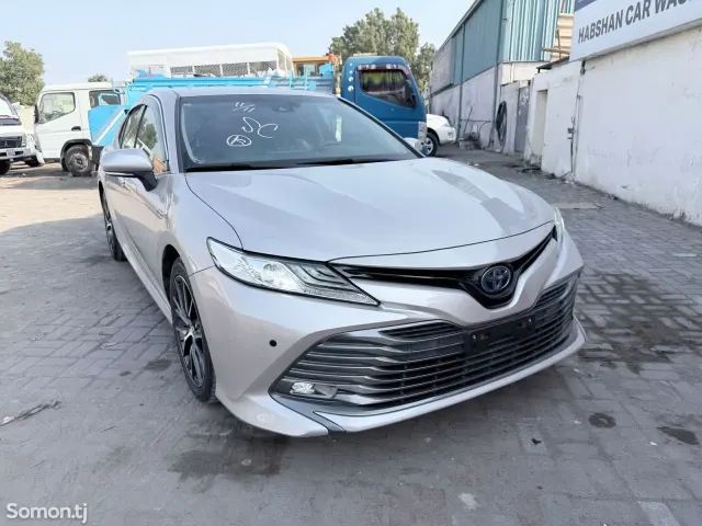 Toyota Camry 2018 · 2.5 AT