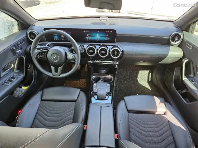 Mercedes-Benz A class 2020 · 1.9 AT