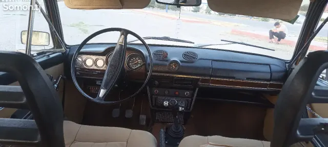 Lada (ВАЗ) 2106 1982 · 1.3 MT