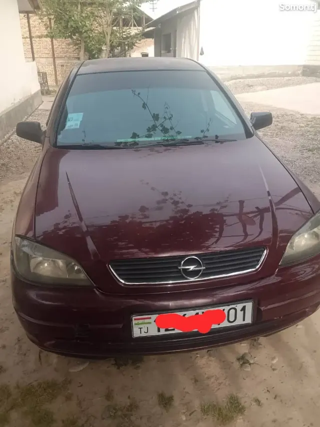Opel Astra G 1998 · 1.6 MT