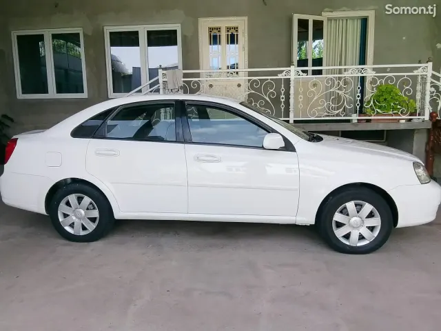 Daewoo Lacetti 2006 · 1.6 MT