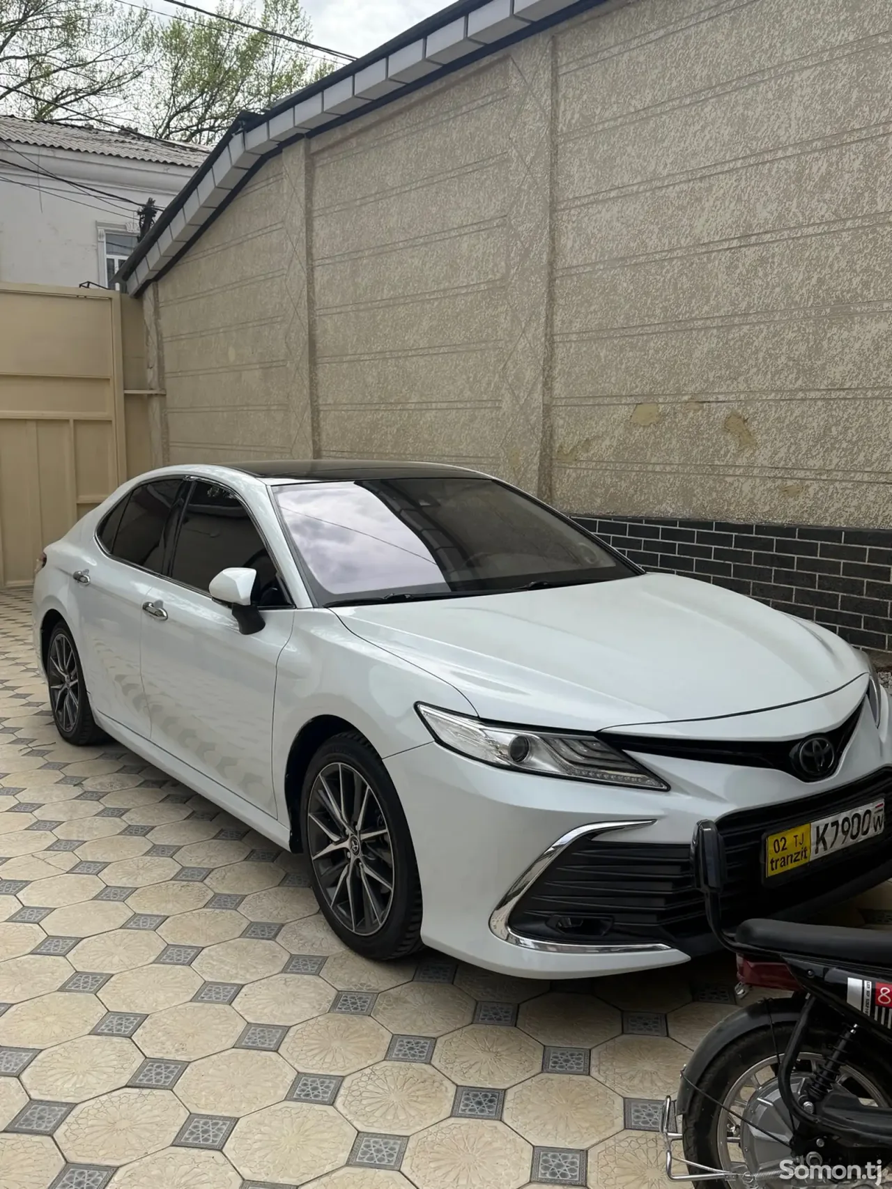 Toyota Camry 2018 · 2.5 AT