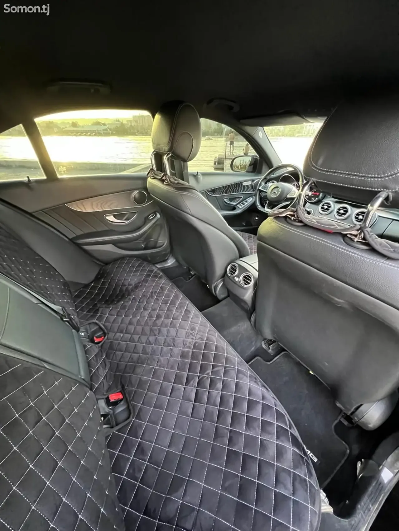 Mercedes-Benz C class 2018 · 2.0 AT