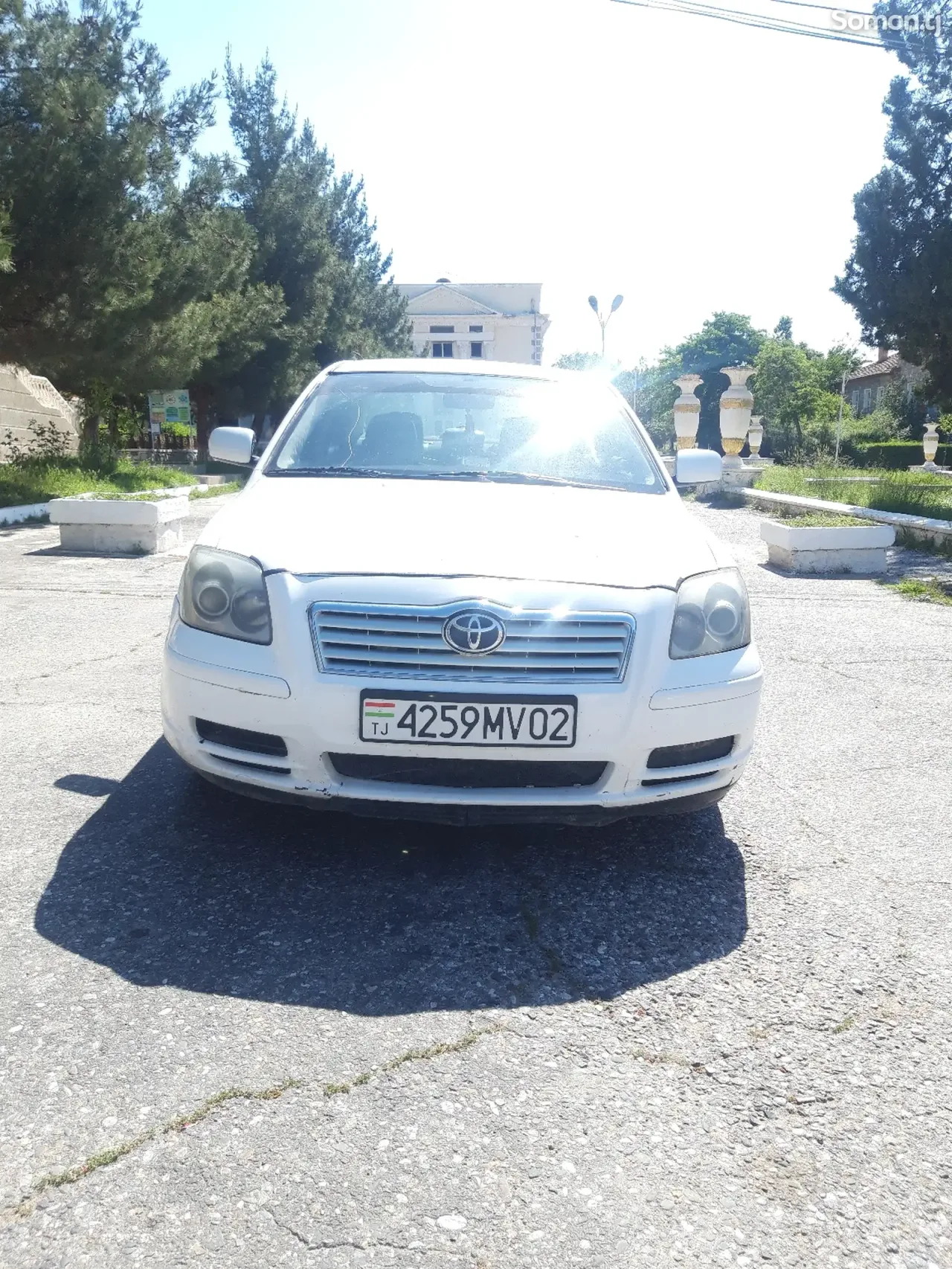 Toyota Avensis 2003 · 2.0 MT