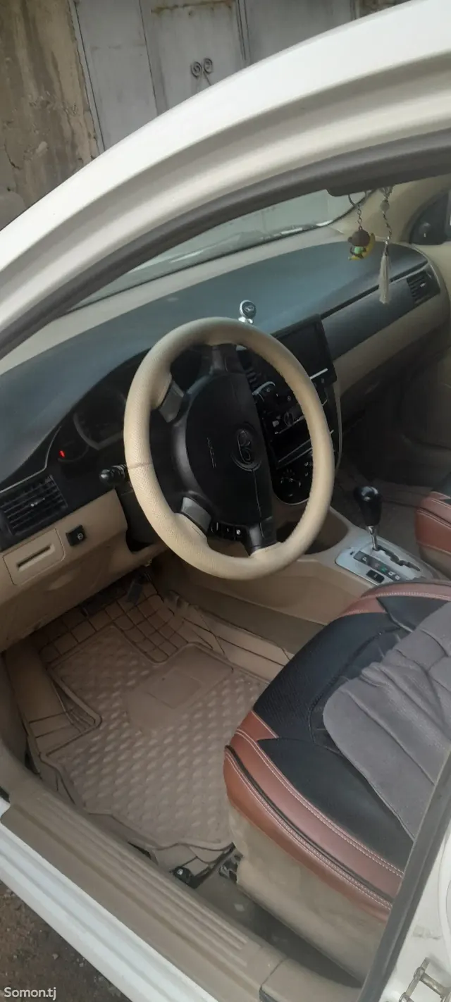 Daewoo Lacetti 2005 · 1.6 AT