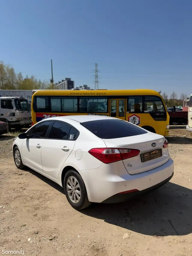 Kia K3 2014 · 1.6 AT