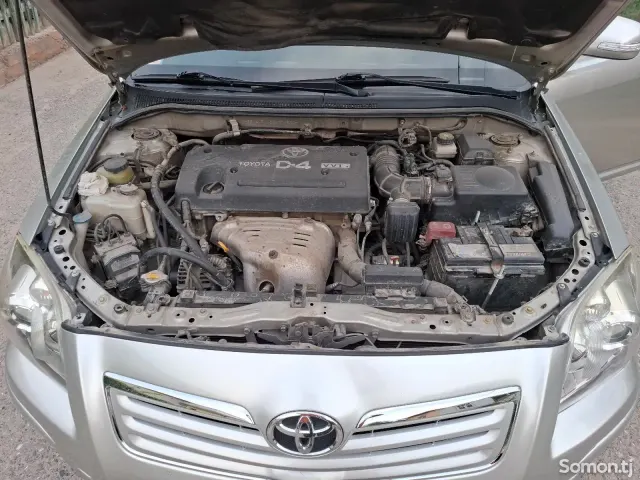 Toyota Avensis 2006 · 2.0 AT