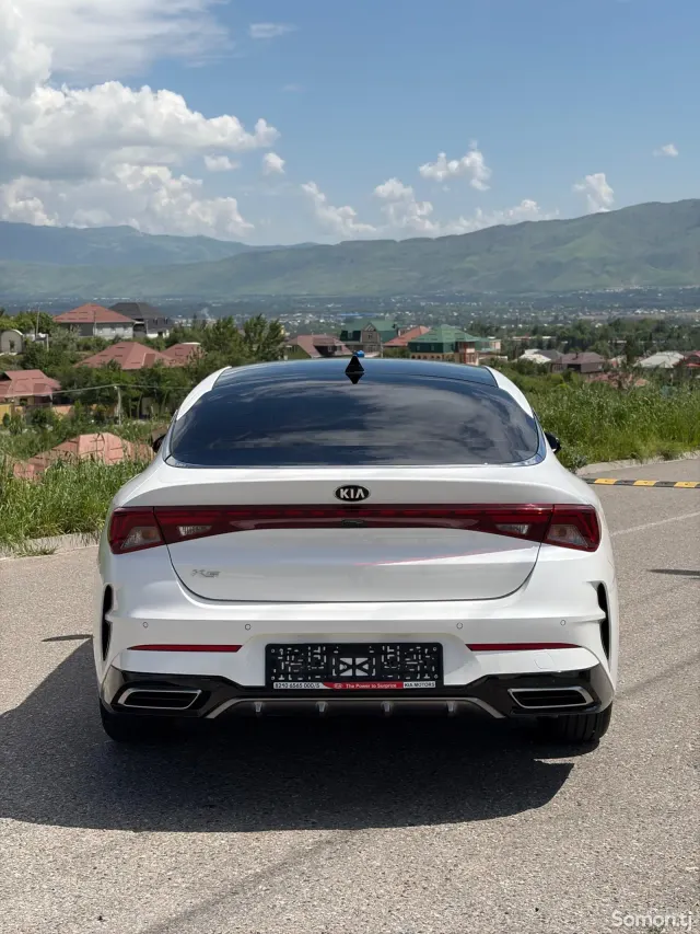 Kia K series 2020 · 2.0 AT