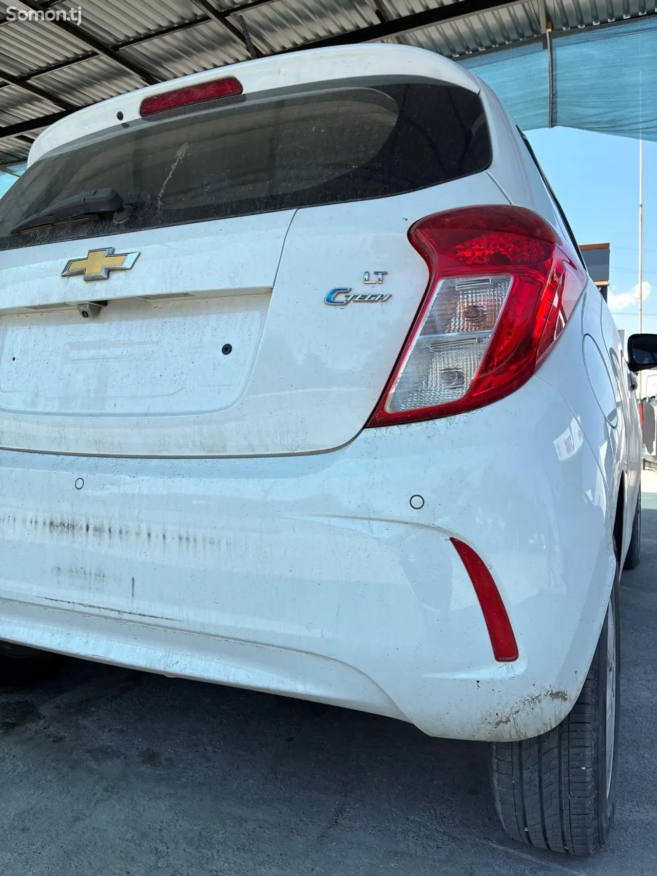 Chevrolet Spark 2016 · 1.1 AT
