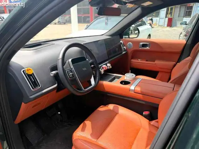 Li Auto (Lixiang) L6 2023 · 1.5 AT
