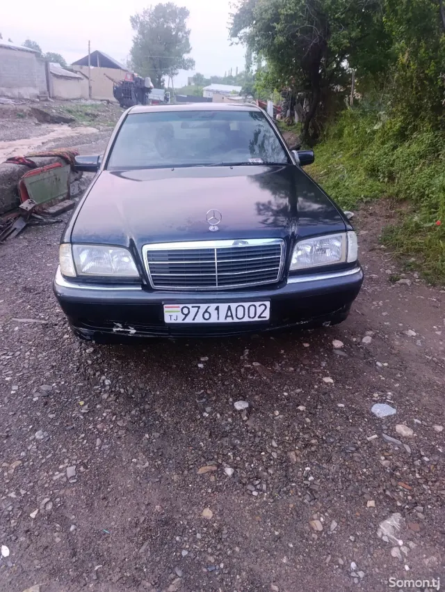 Mercedes-Benz C class 1999 · 1.8 MT