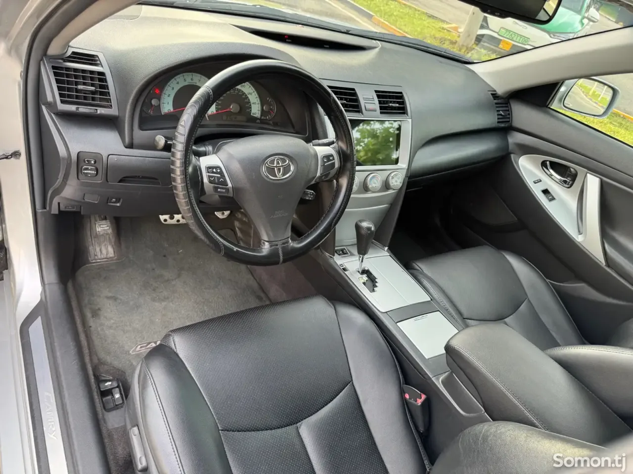 Toyota Camry 2010 · 3.5 AT