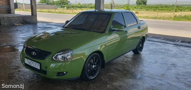 Lada (ВАЗ) Priora 2013 · 1.8 MT
