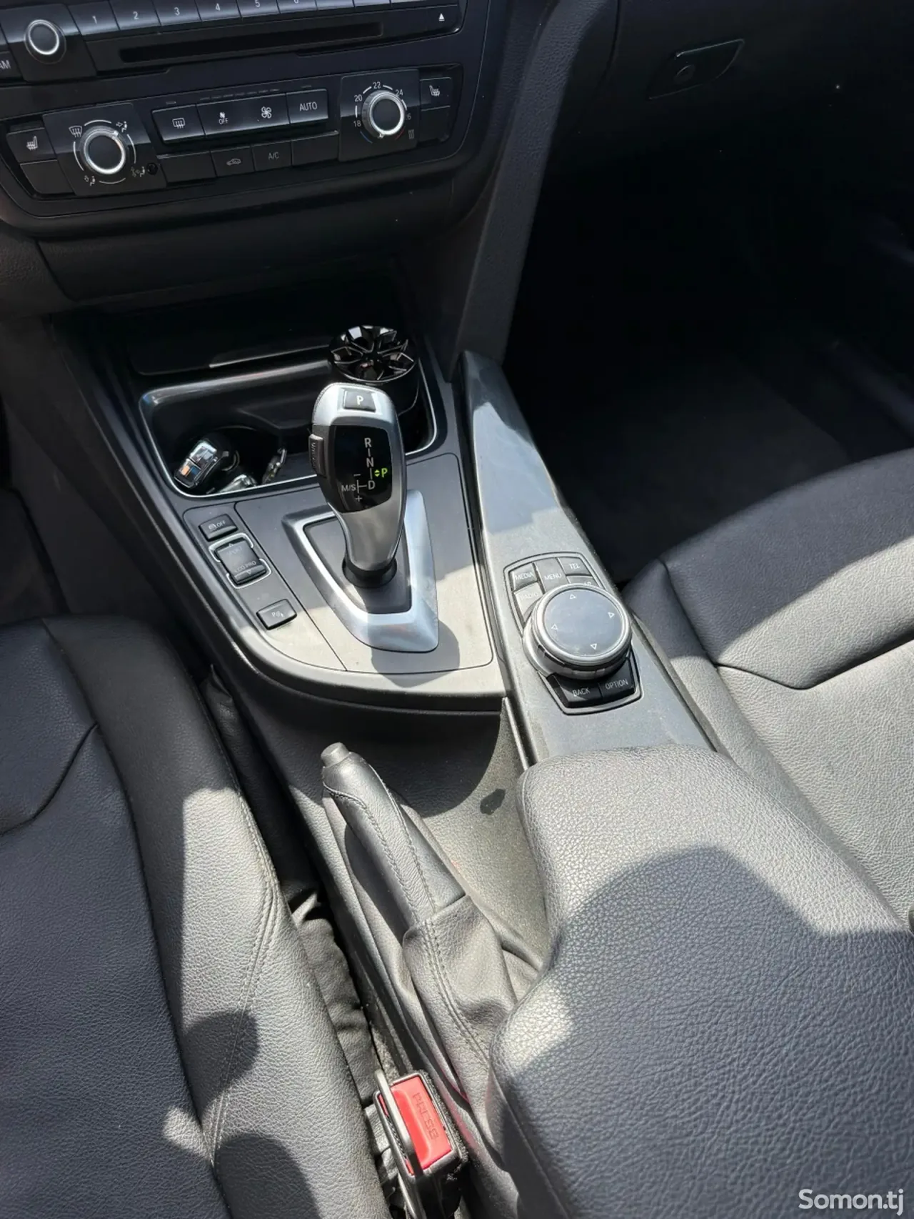 BMW 3 series 2014 · 2.0 AT