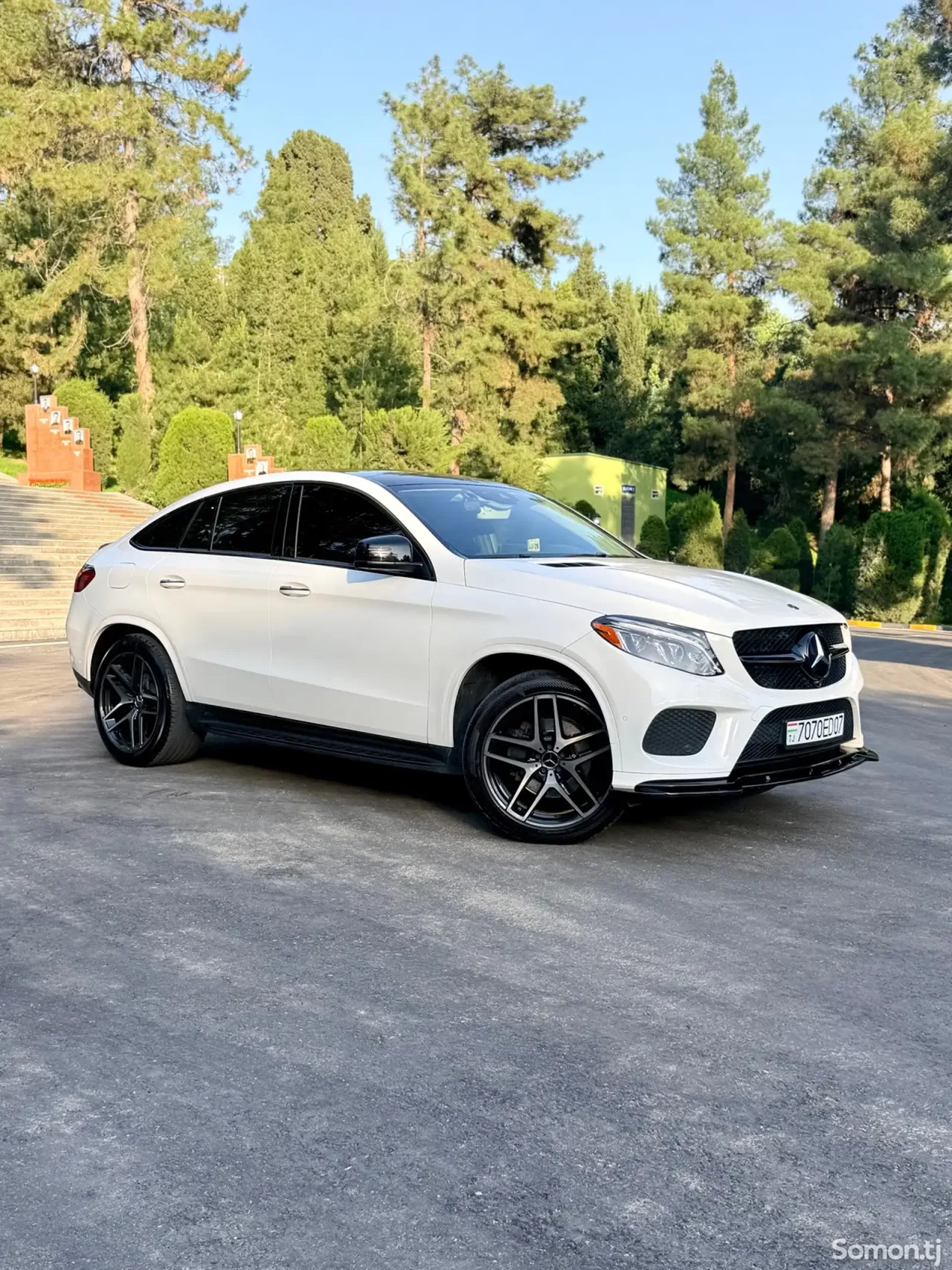 Mercedes-Benz GLE class 2017 · 3.0 AT