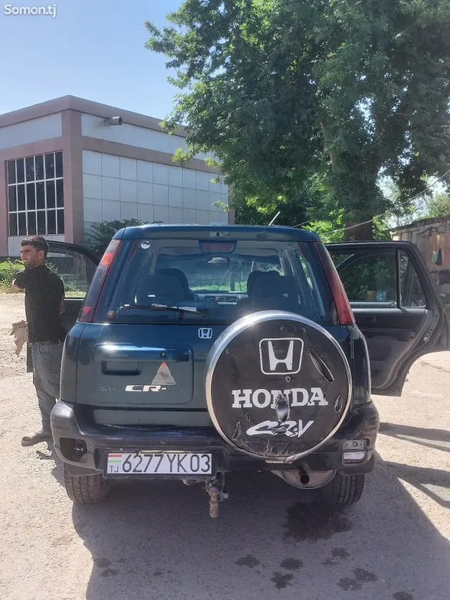 Honda CR-V 1998 · 2.0 MT