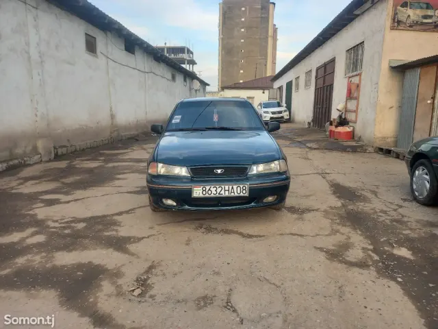 Daewoo Nexia 1995 · 1.6 MT