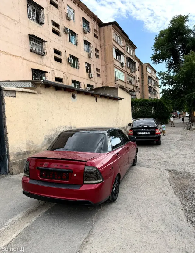 Lada (ВАЗ) Priora 2009 · 1.6 MT