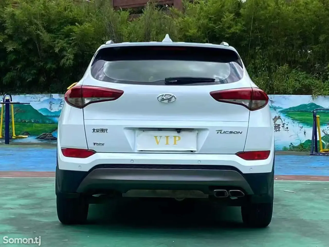 Hyundai Tucson 2015 · 1.6 AT