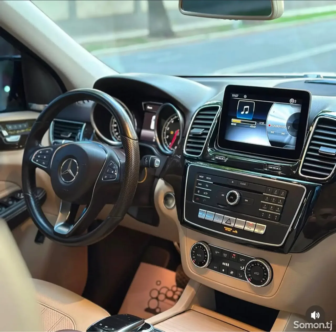 Mercedes-Benz GLE class 2017 · 3.5 AT