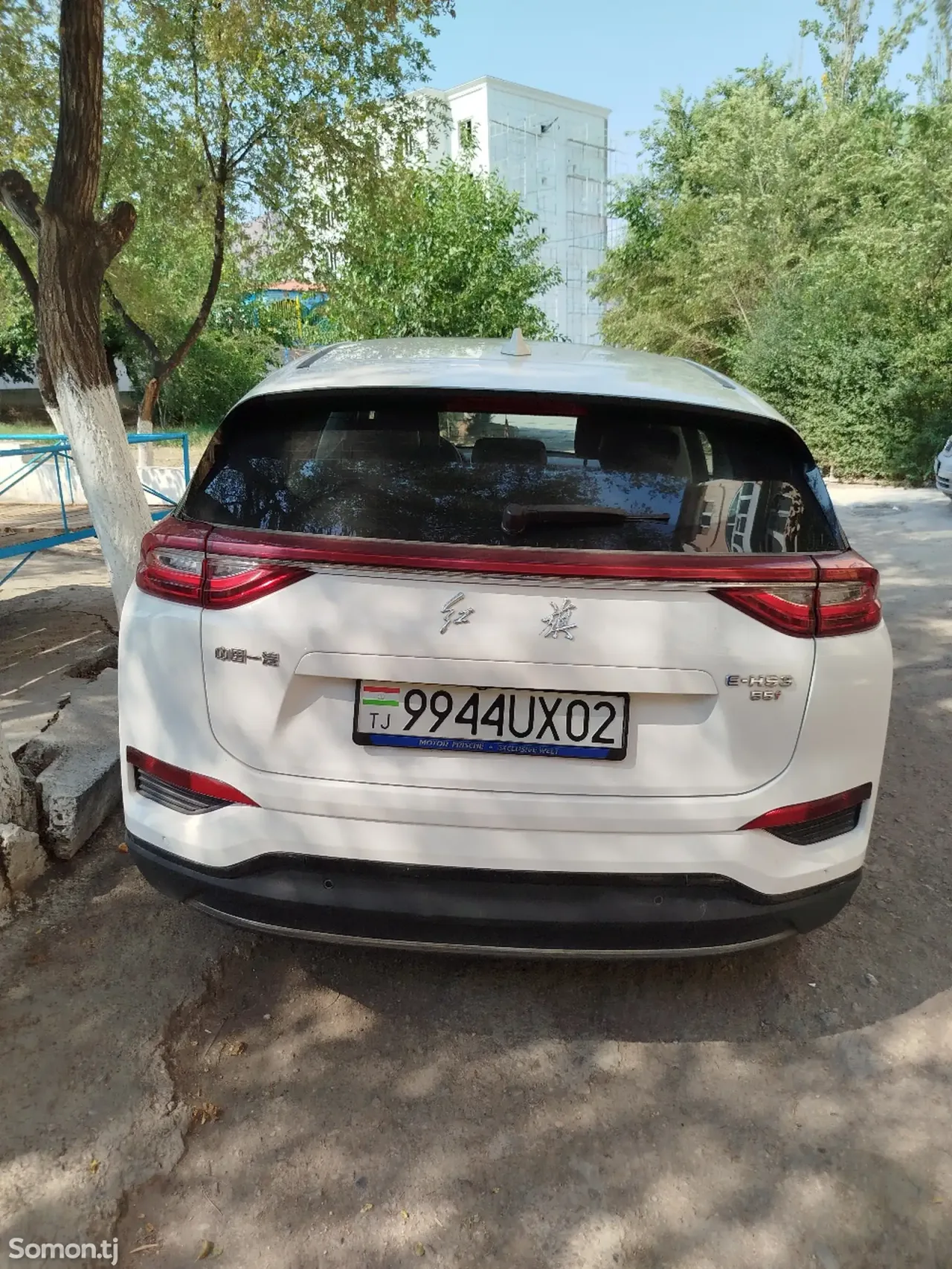 Hongqi E-HS3 2019 · 2.0 AT