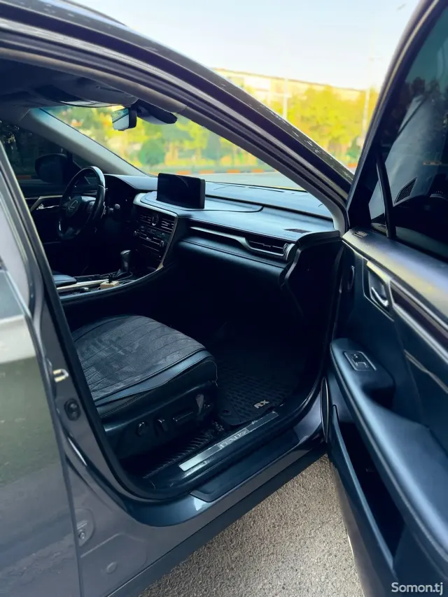 Lexus RX series 2022 · 4.5 AT