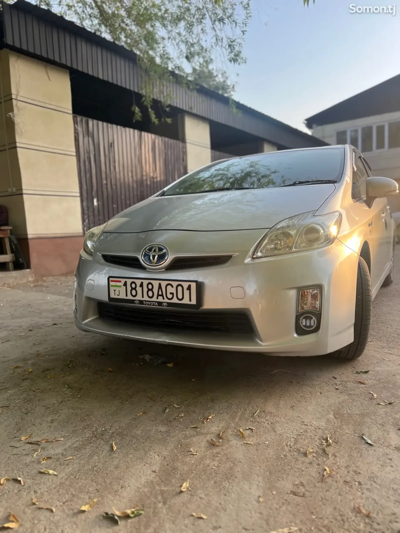 Toyota Prius 2010 · 1.8 CVT