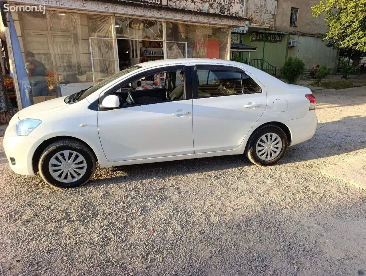 Toyota Belta 2006 · 1.3 AT