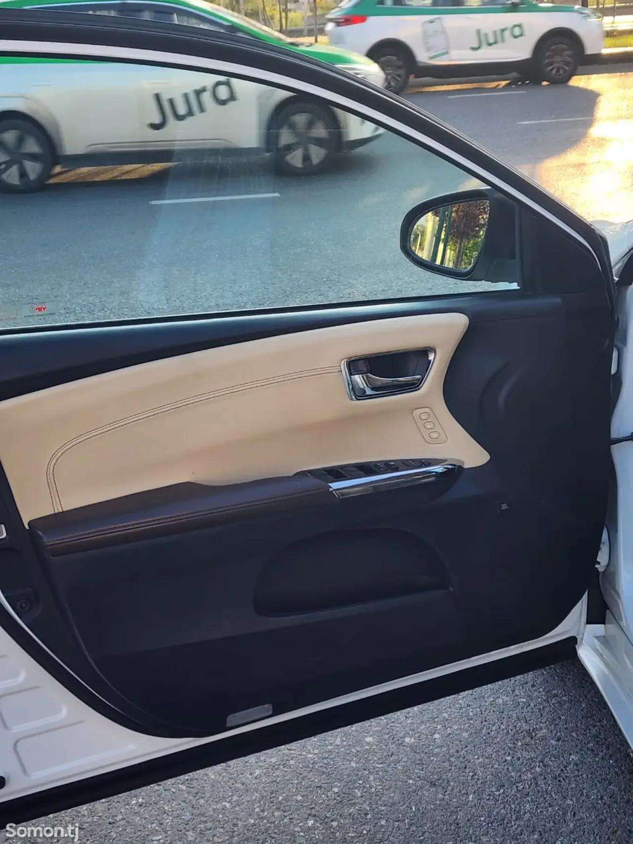 Toyota Avalon 2016 · 2.5 AT