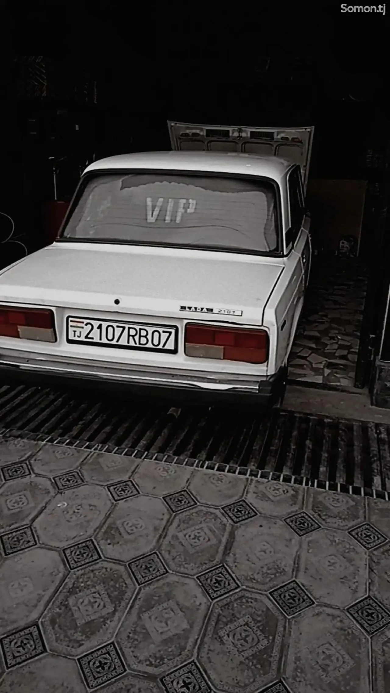 Lada (ВАЗ) 2107 2004 · 1.6 MT