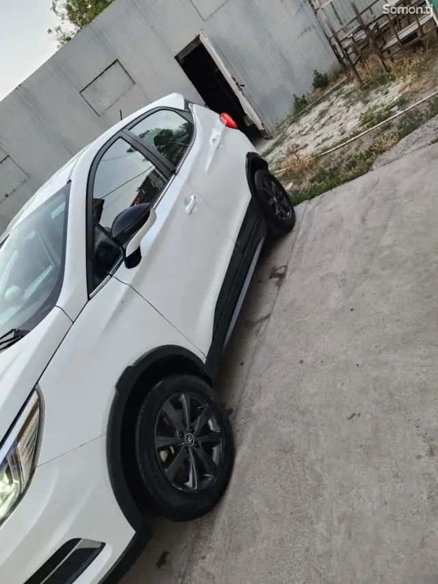 BYD Yuan Plus 2019 · AT