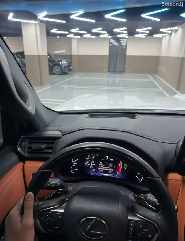 Lexus LX series 2024 · 3.5 AT
