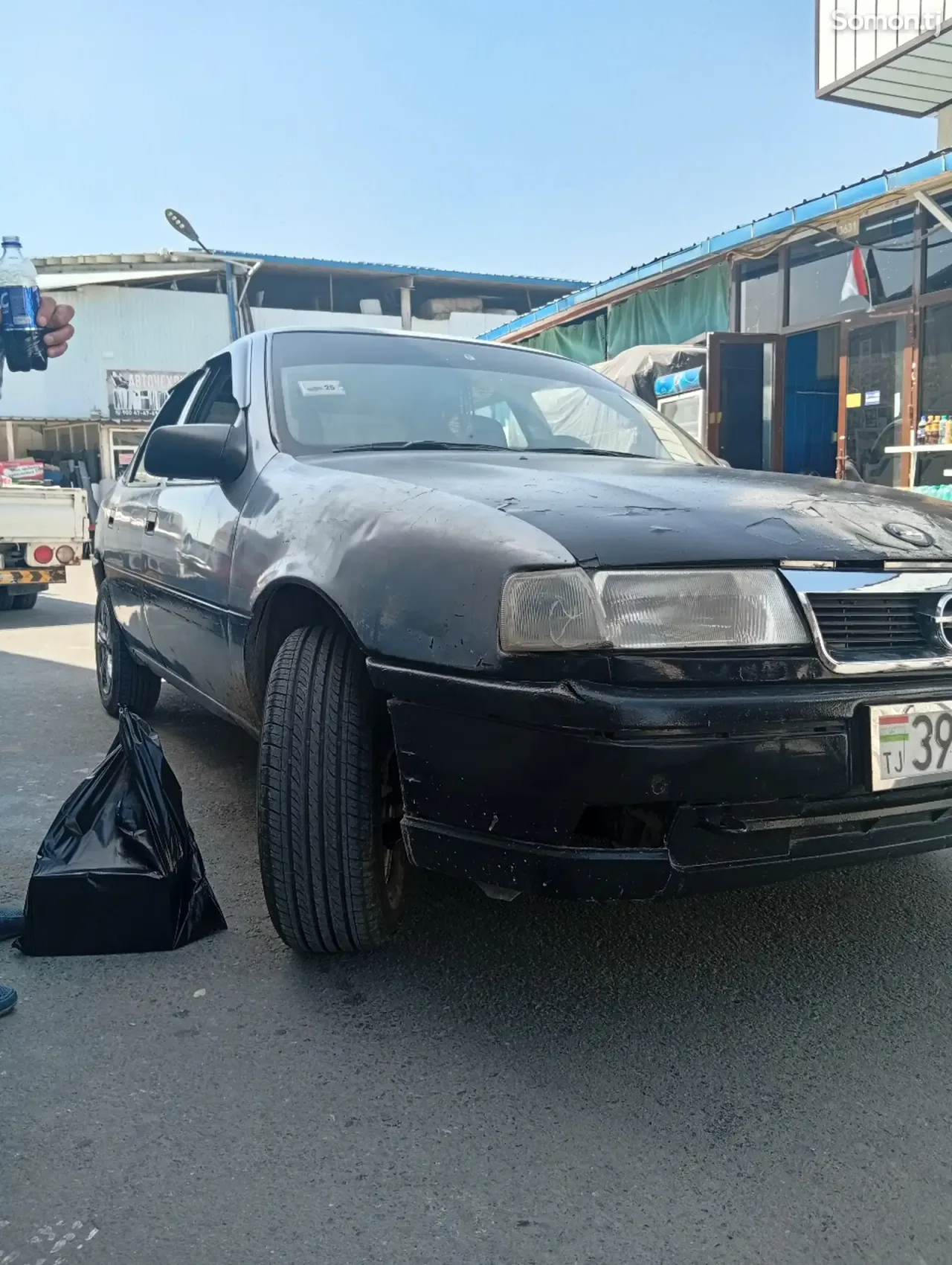 Opel Vectra A 1992 · 1.6 MT