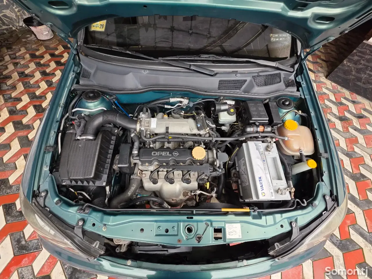 Opel Astra G 2001 · 1.6 MT