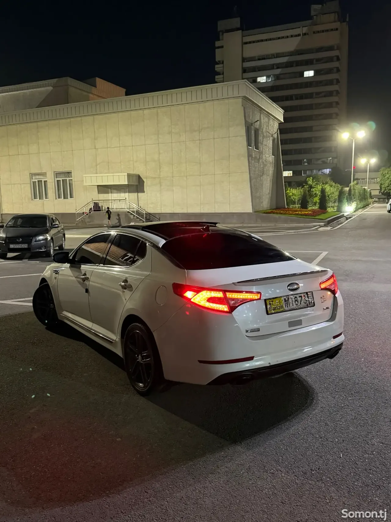 Kia K5 2012 · 2.2 AT