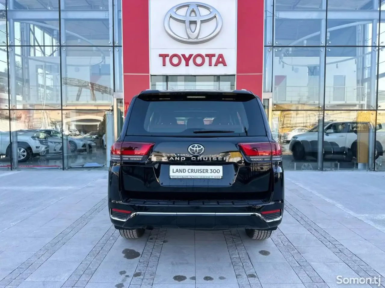 Toyota Land Cruiser 2025 · 3.5 AT
