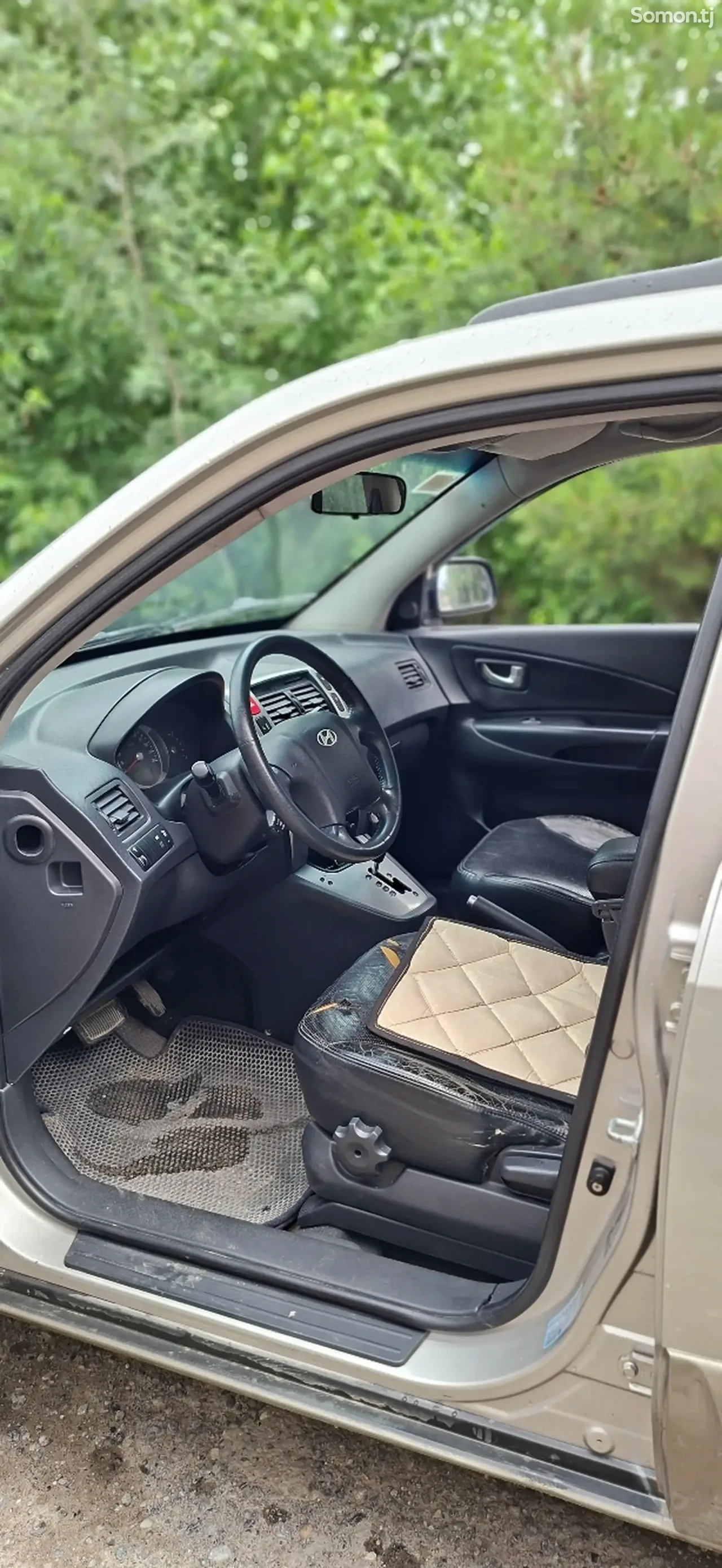 Hyundai Tucson 2009 · 2.0 AT