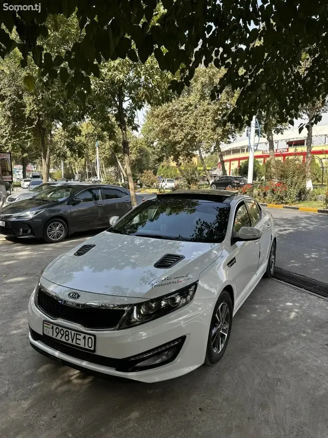 Kia K5 2012 · 2.0 AT