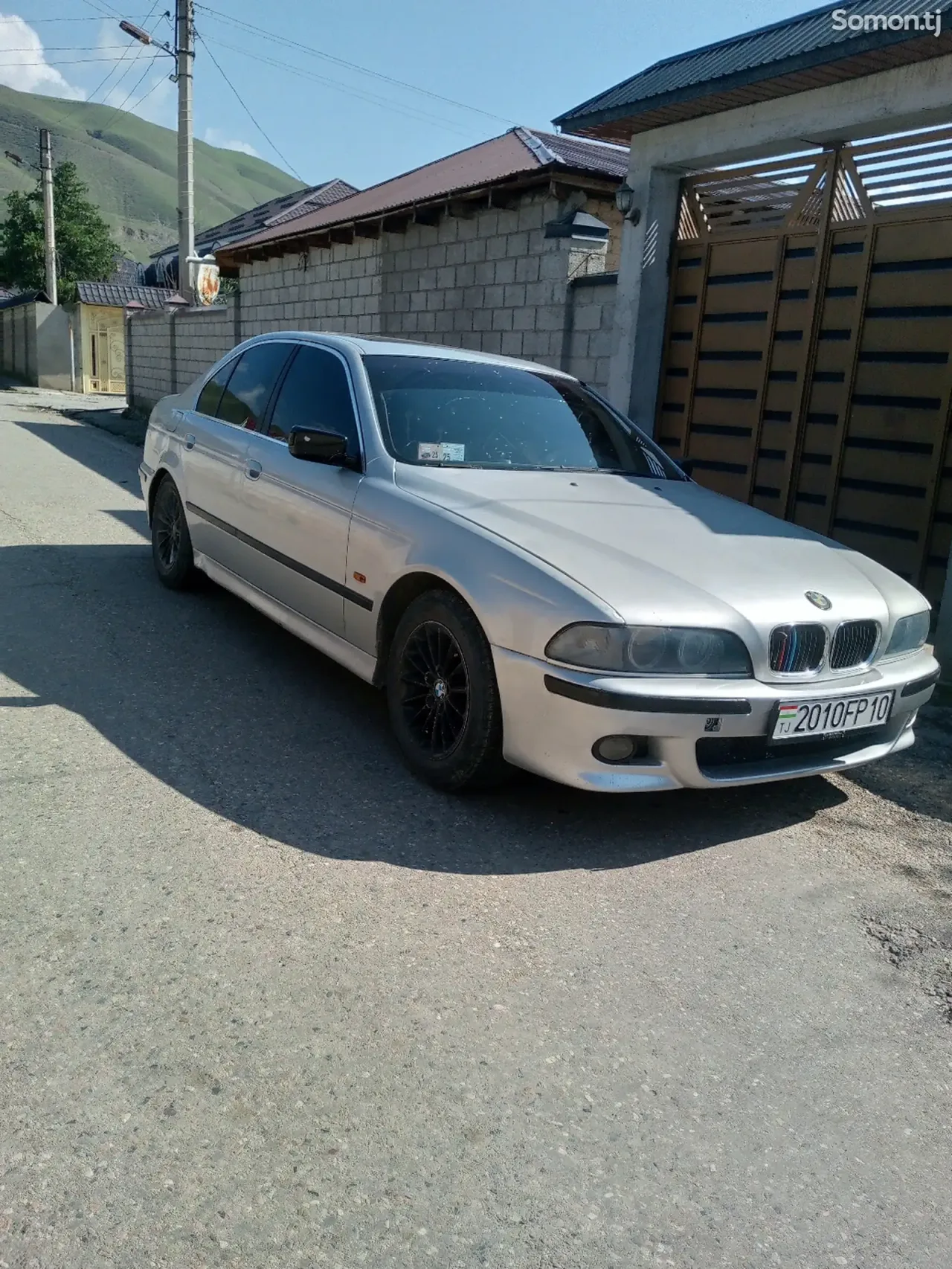 BMW 5 series 1999 · 2.8 AT