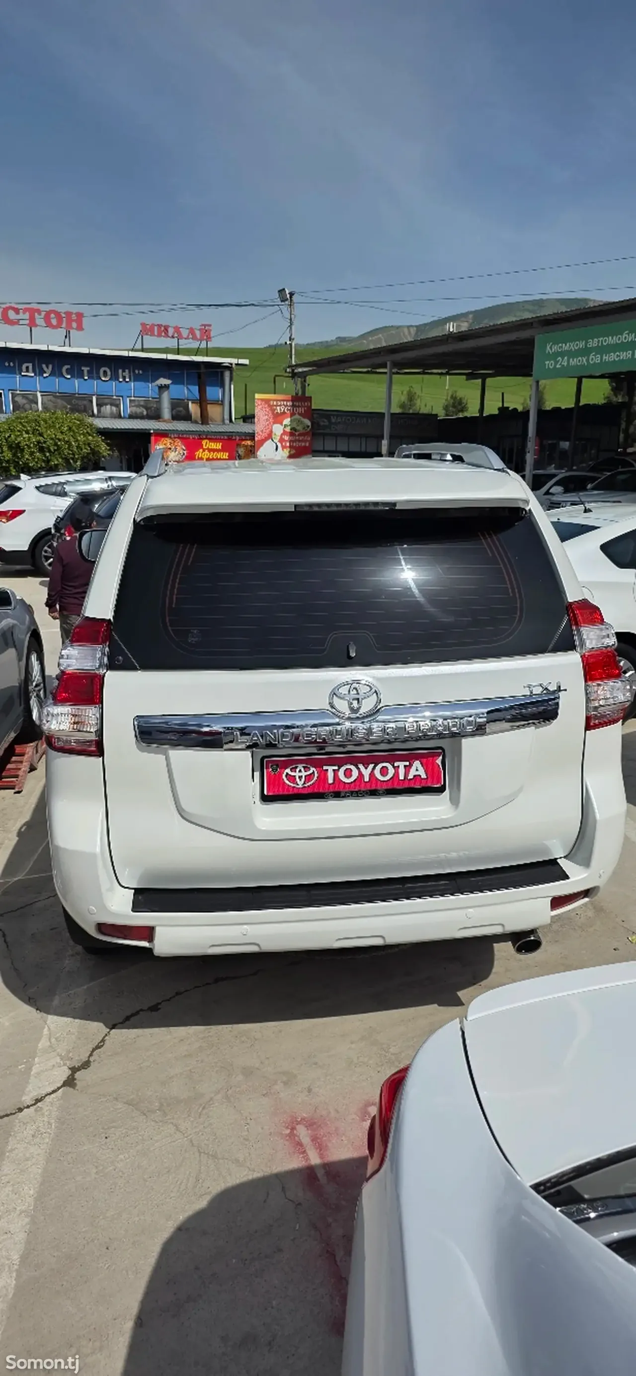 Toyota Land Cruiser Prado 2012 · 4.0 AT