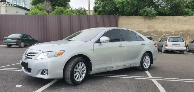 Toyota Camry 2010 · 2.5 AT