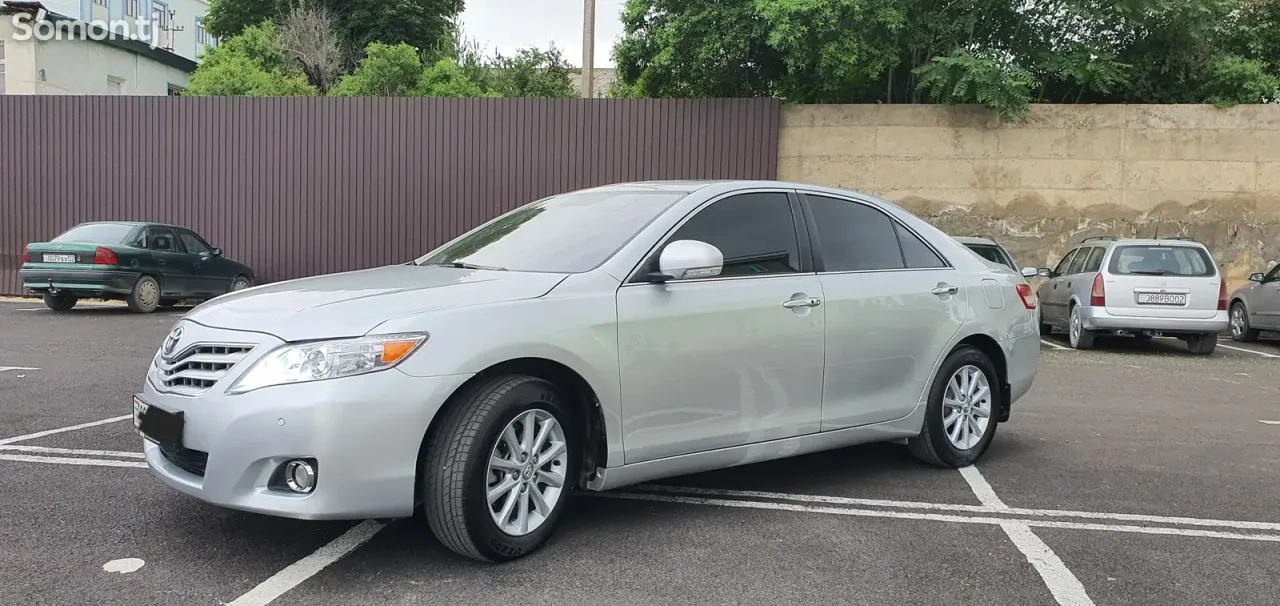 Toyota Camry 2010 · 2.5 AT