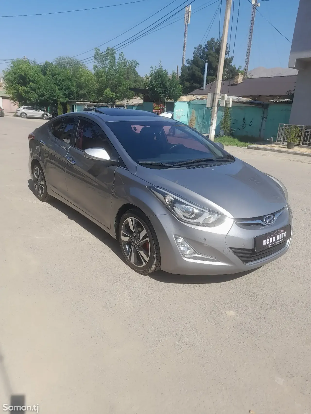 Hyundai Avante 2015 · 1.6 AT