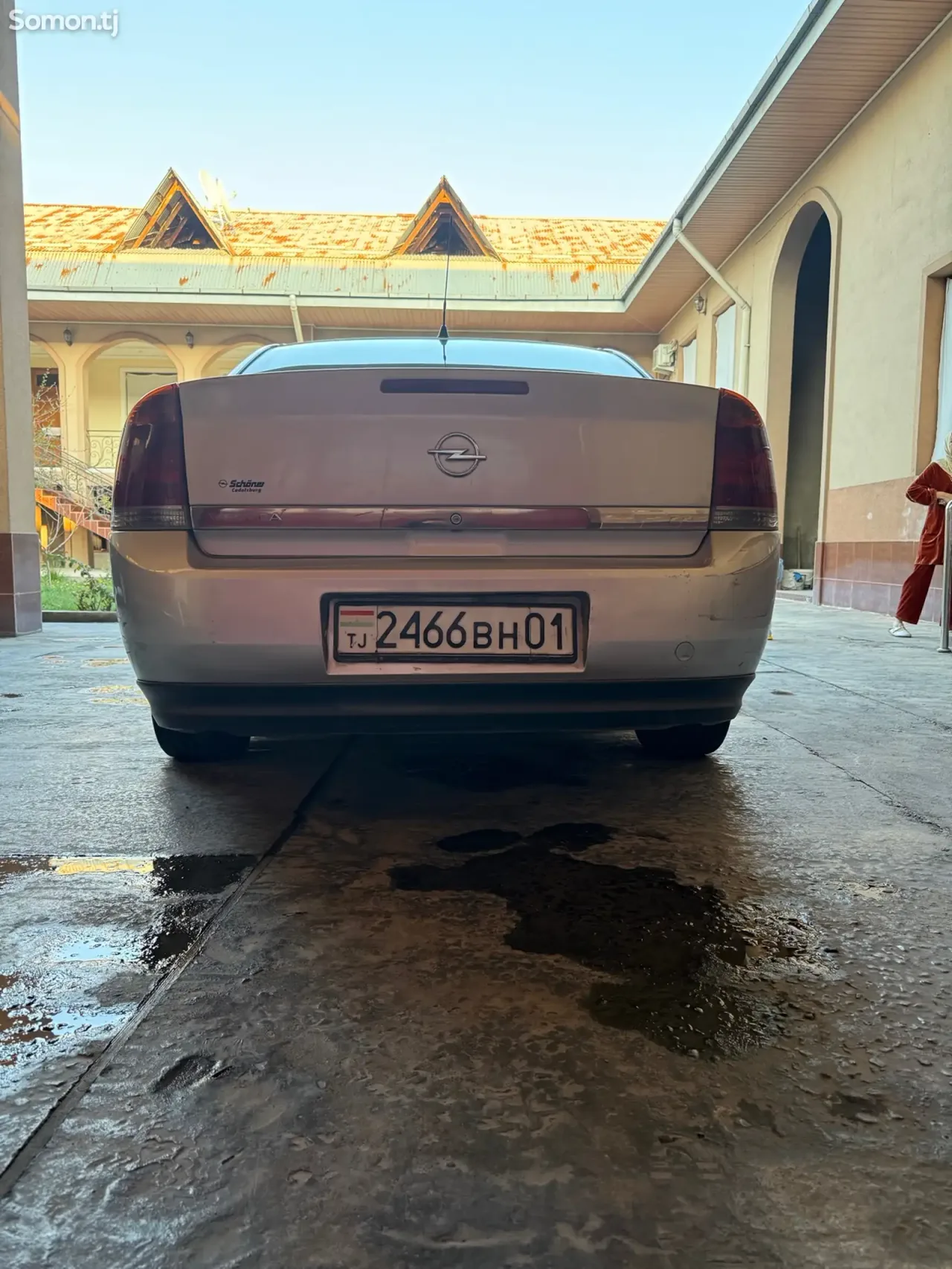 Opel Vectra C 2002 · 2.2 AT