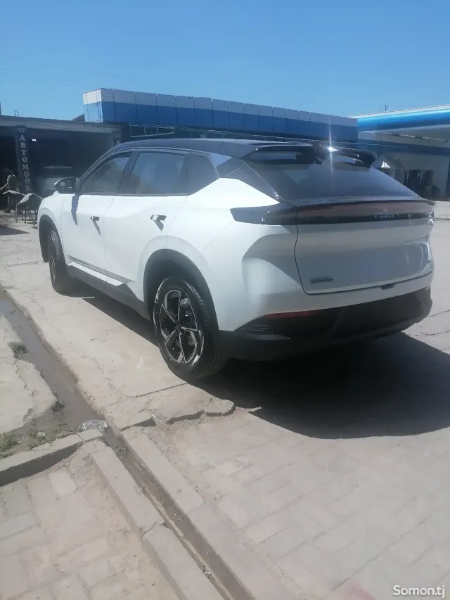 Dongfeng L7 2025 · 2.4 AMT