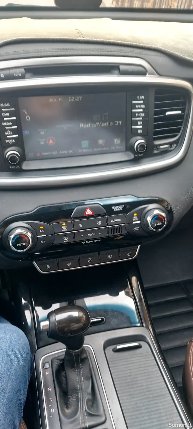 Kia Sorento 2015 · 2.2 AT