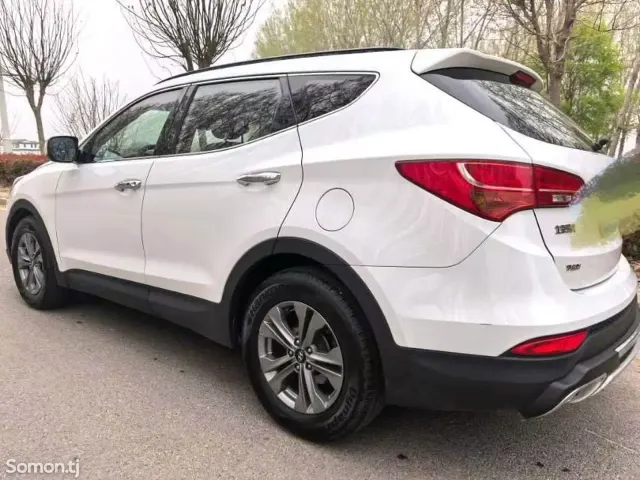 Hyundai Santa Fe 2015 · 2.0 AT